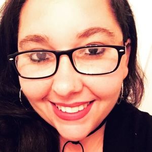 Meet your Posher, Kelli